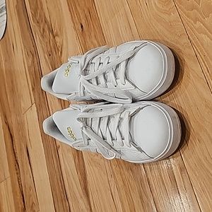 Woman's Adidas shoes